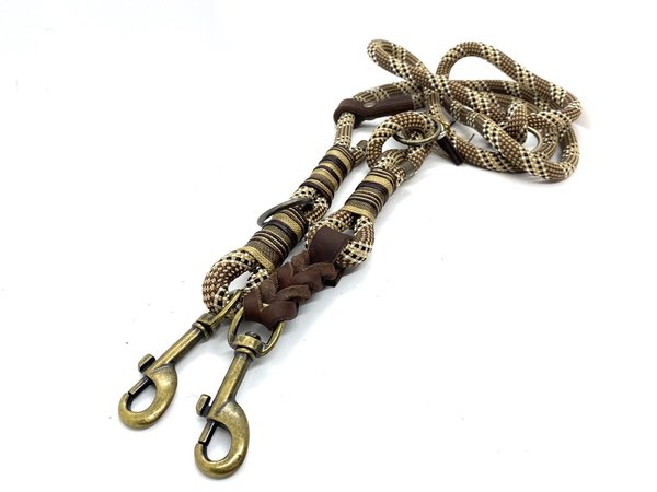 Verstellbares 3-Reihiges Halsband mit Lederverschluss & Leine im Set oder Einzeln „Muddy Buddy“